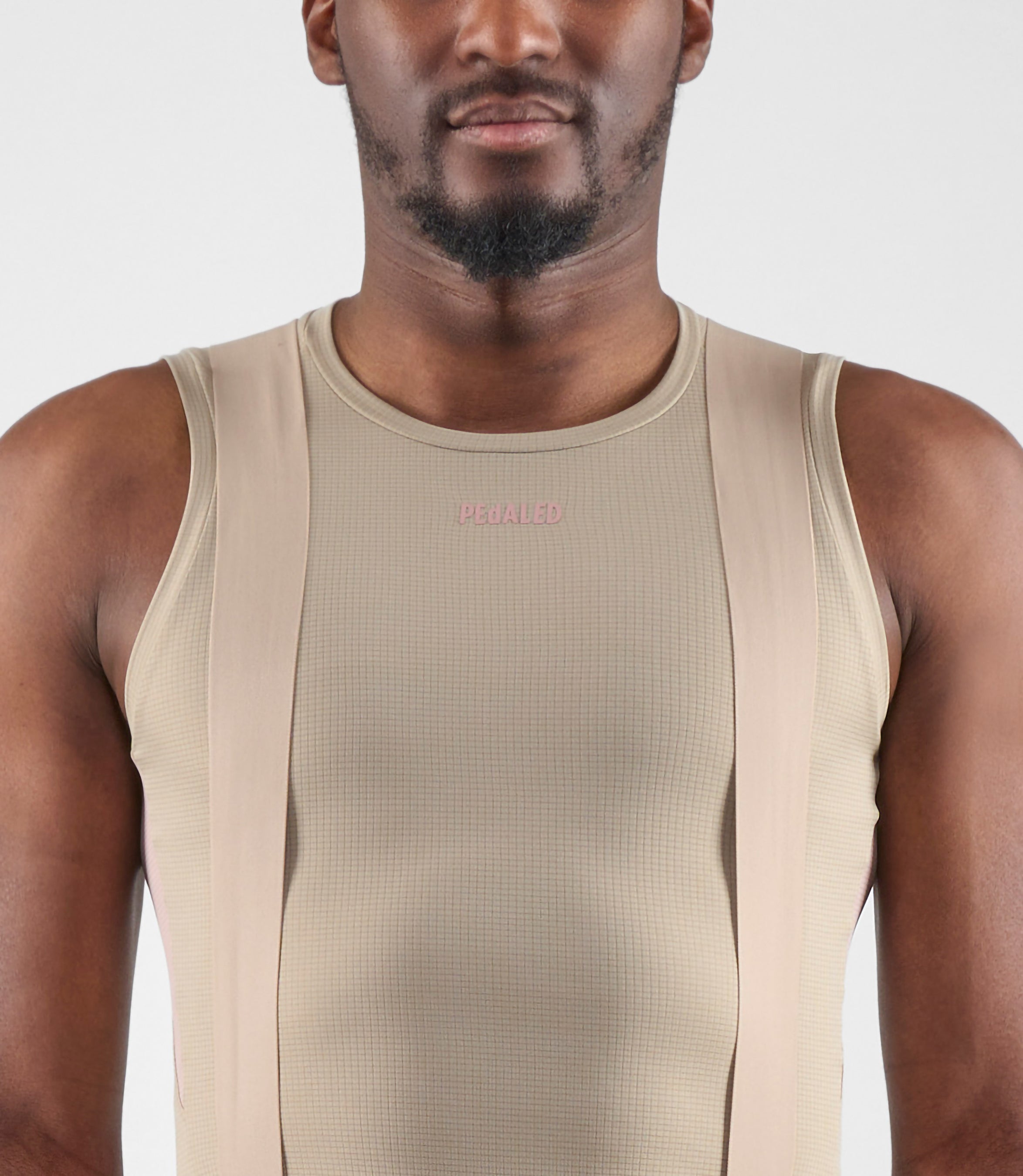 24SBLOD04PE_5_men base layer powerdry beige odyssey front pedaled