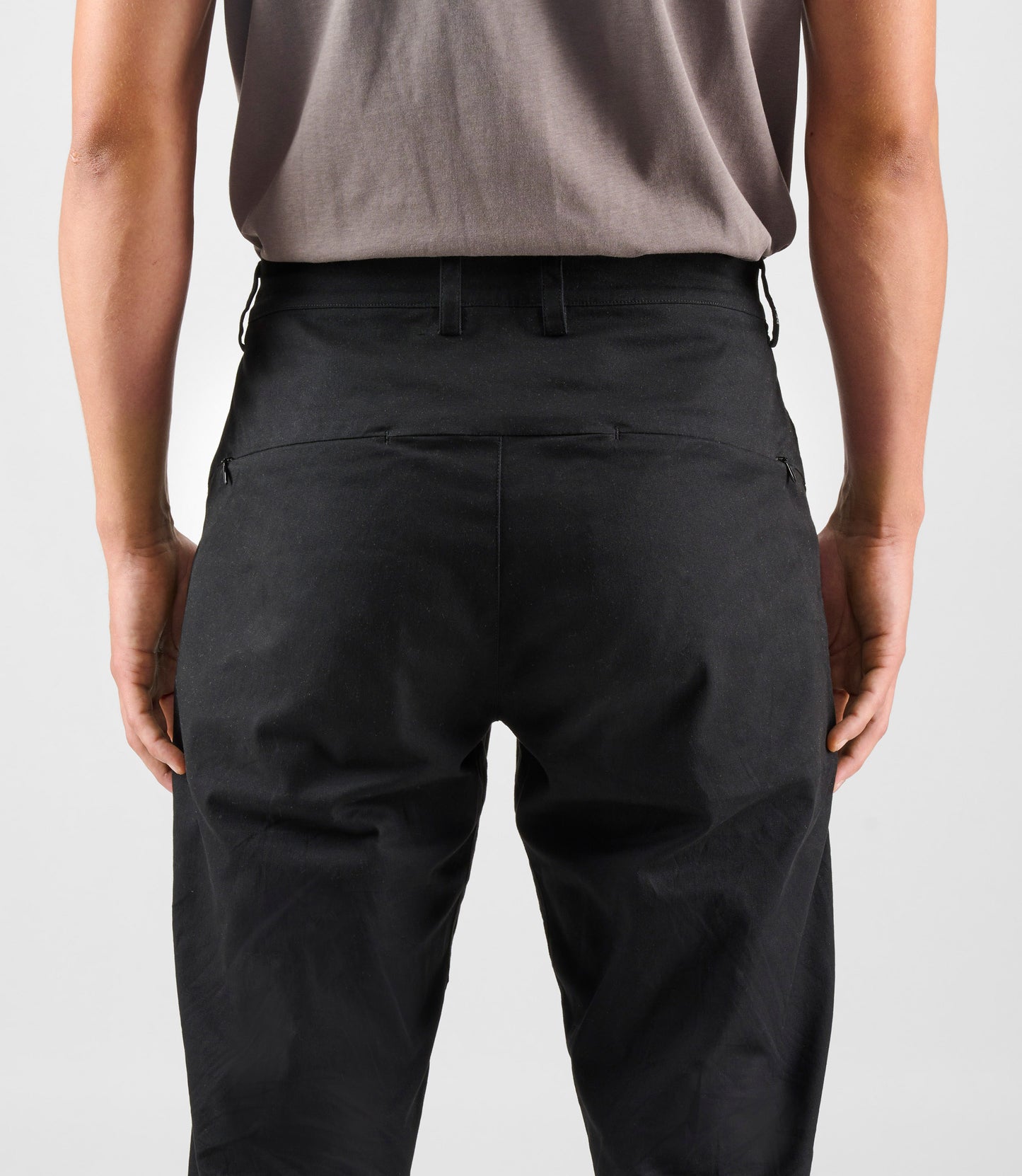 24SPALI00PE_6_urban pants black lifewear back pedaled