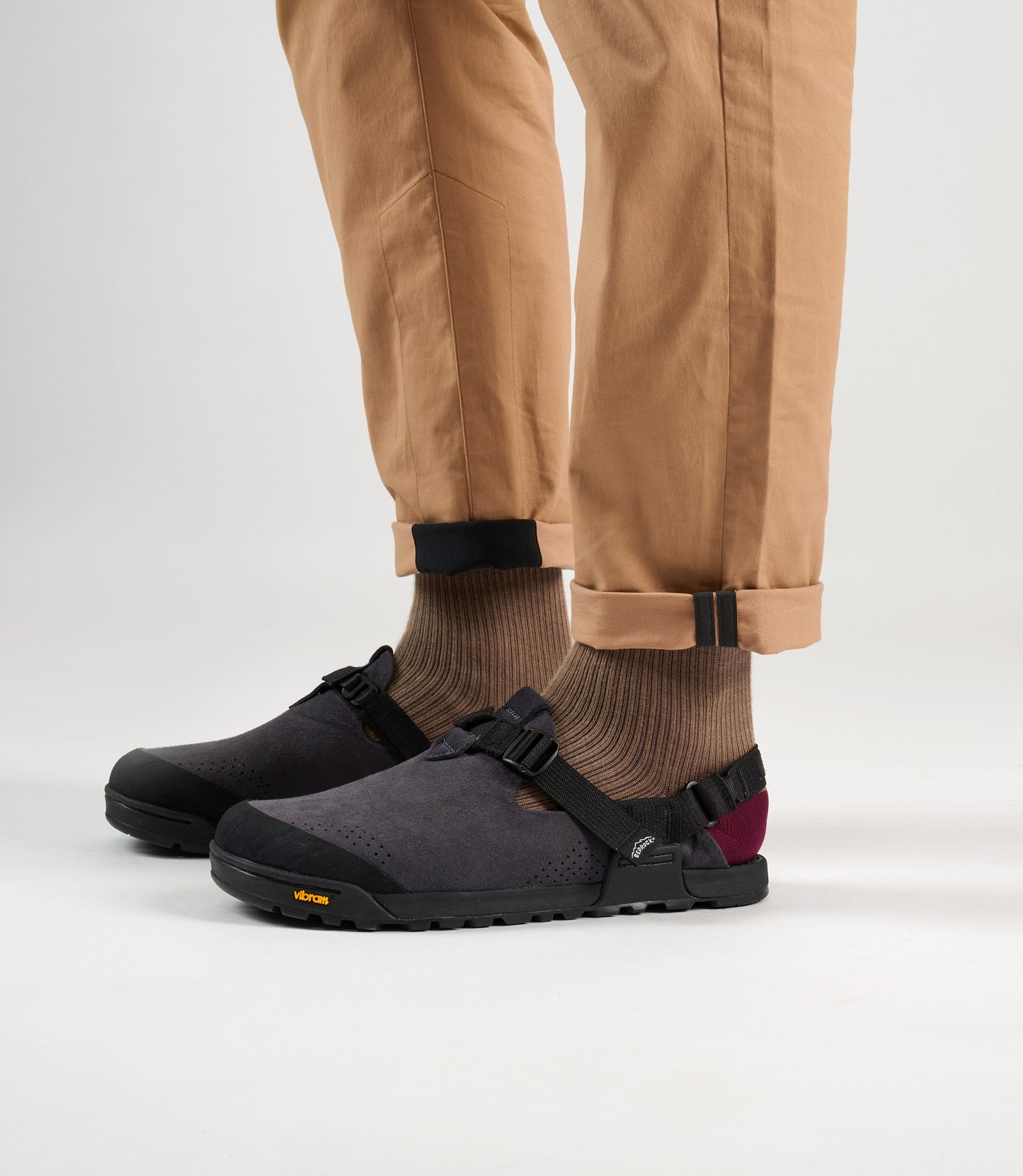 24SPALI04PE_7_urban pants beige lifewear calf pedaled