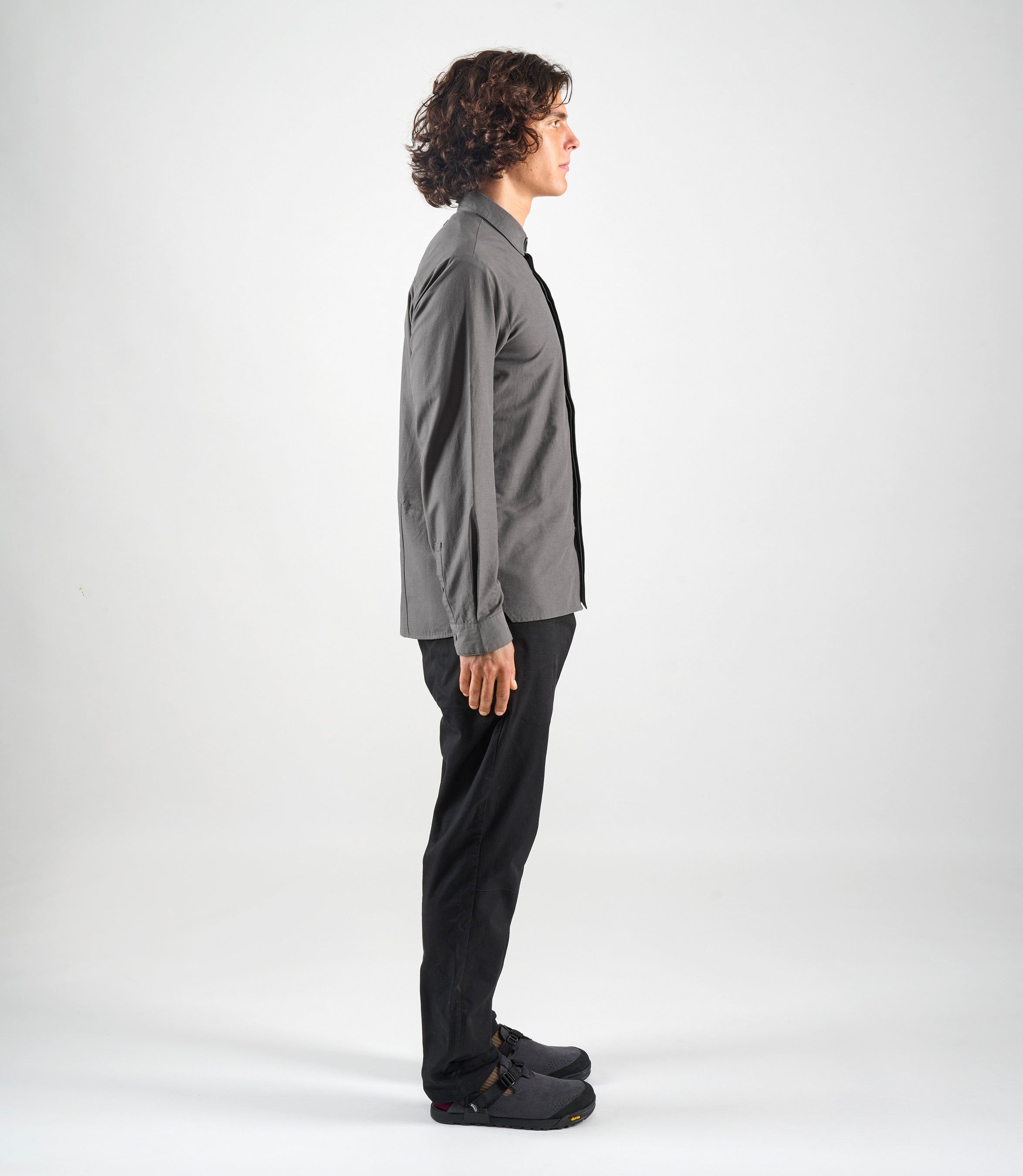 24SSTLI02PE_5_urban shirts grey lifewear total body side pedaled