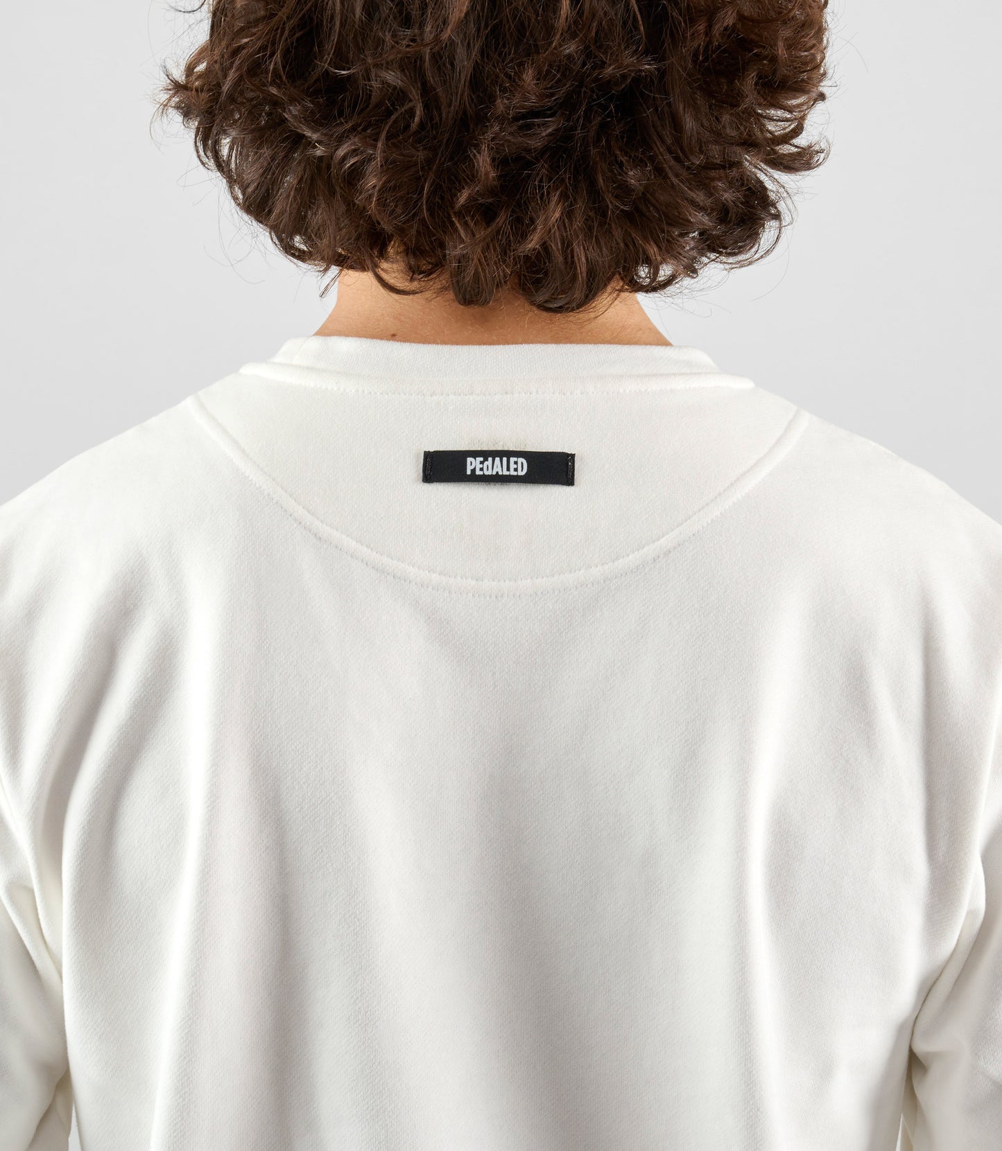 24SSWLO0GPE_6_cotton sweatshirt off white logo back studio pedaled