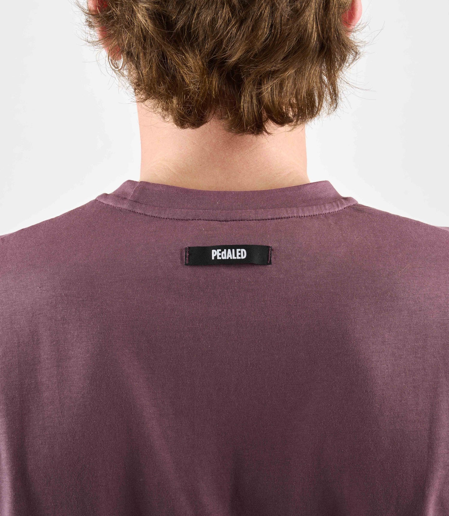 24STSLO26PE_6_cotton tshirt burgundy logo back studio pedaled