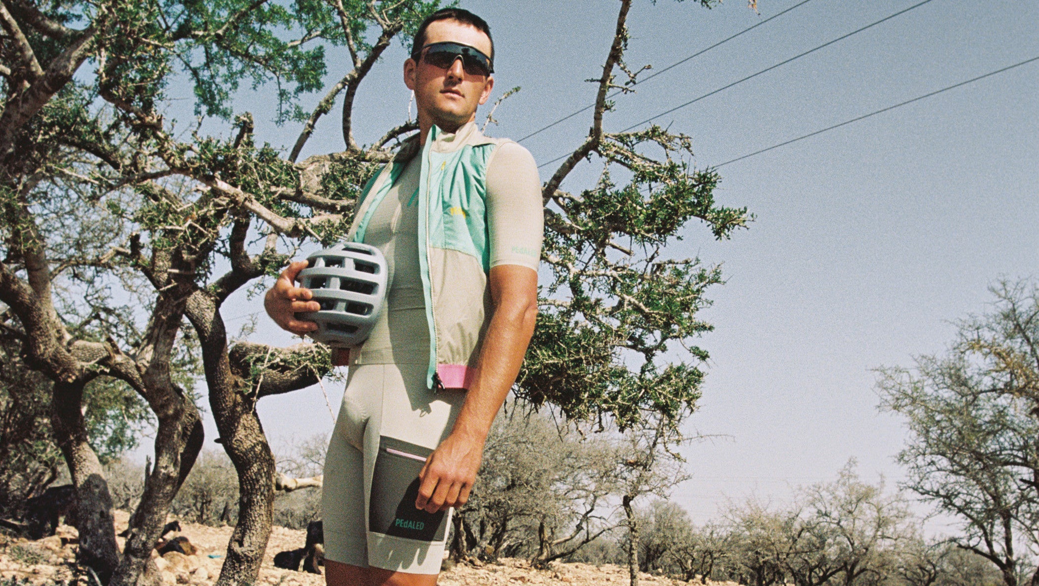 24SVEOD37PE_13_odyssey pdp vest candy man pedaled