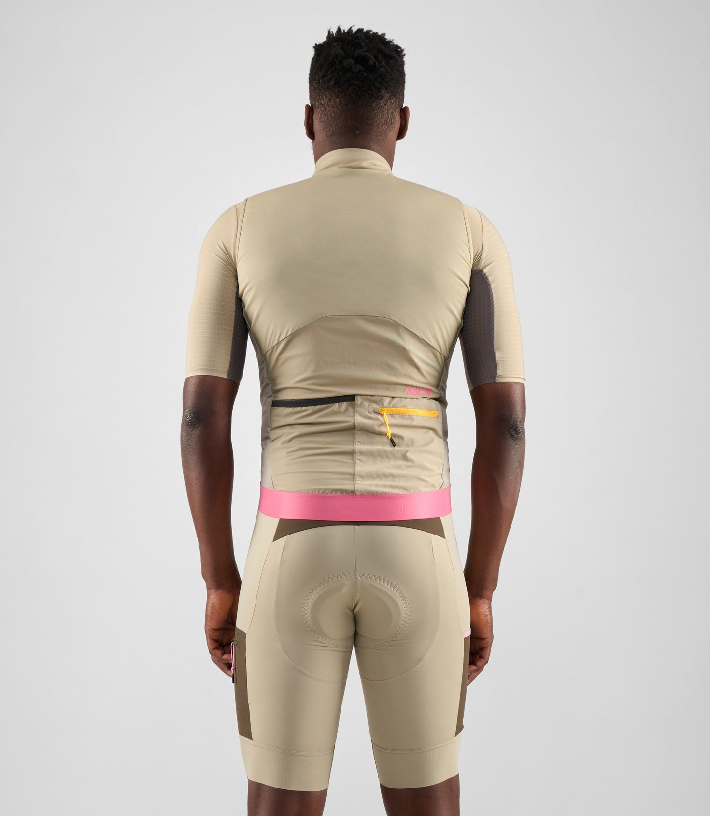 24SVEOD37PE_4_men cycling insulated vest light green odyssey total body back pedaled