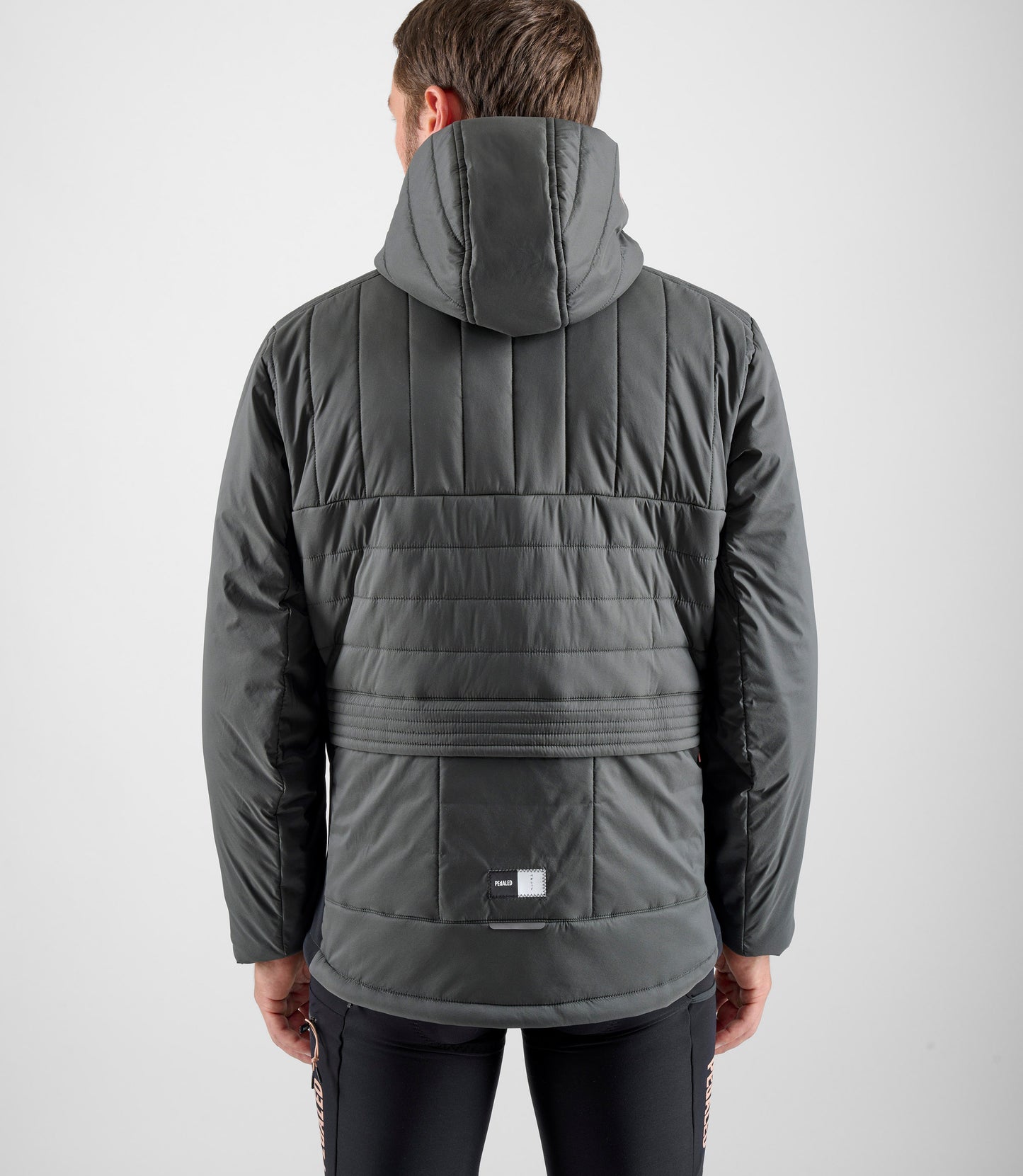 24WHJOD00PE_8_men cycling insulated hooded jacket black back pocket pedaled