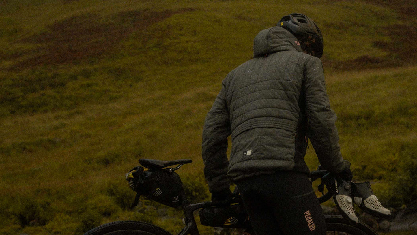 24WHJOD00PE_9_odyssey hooded jacket grey man fw23 action pedaled