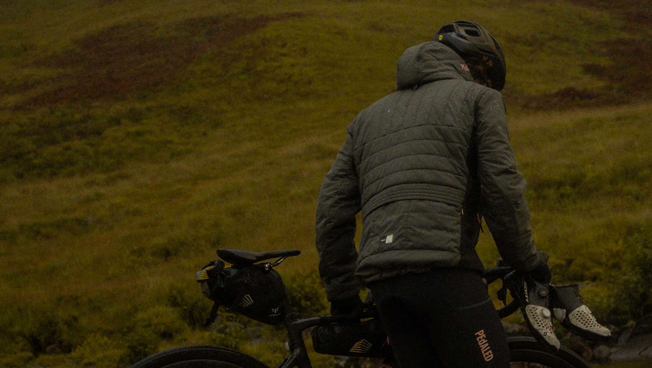 24WHJOD00PE_9_odyssey hooded jacket grey man fw23 action pedaled