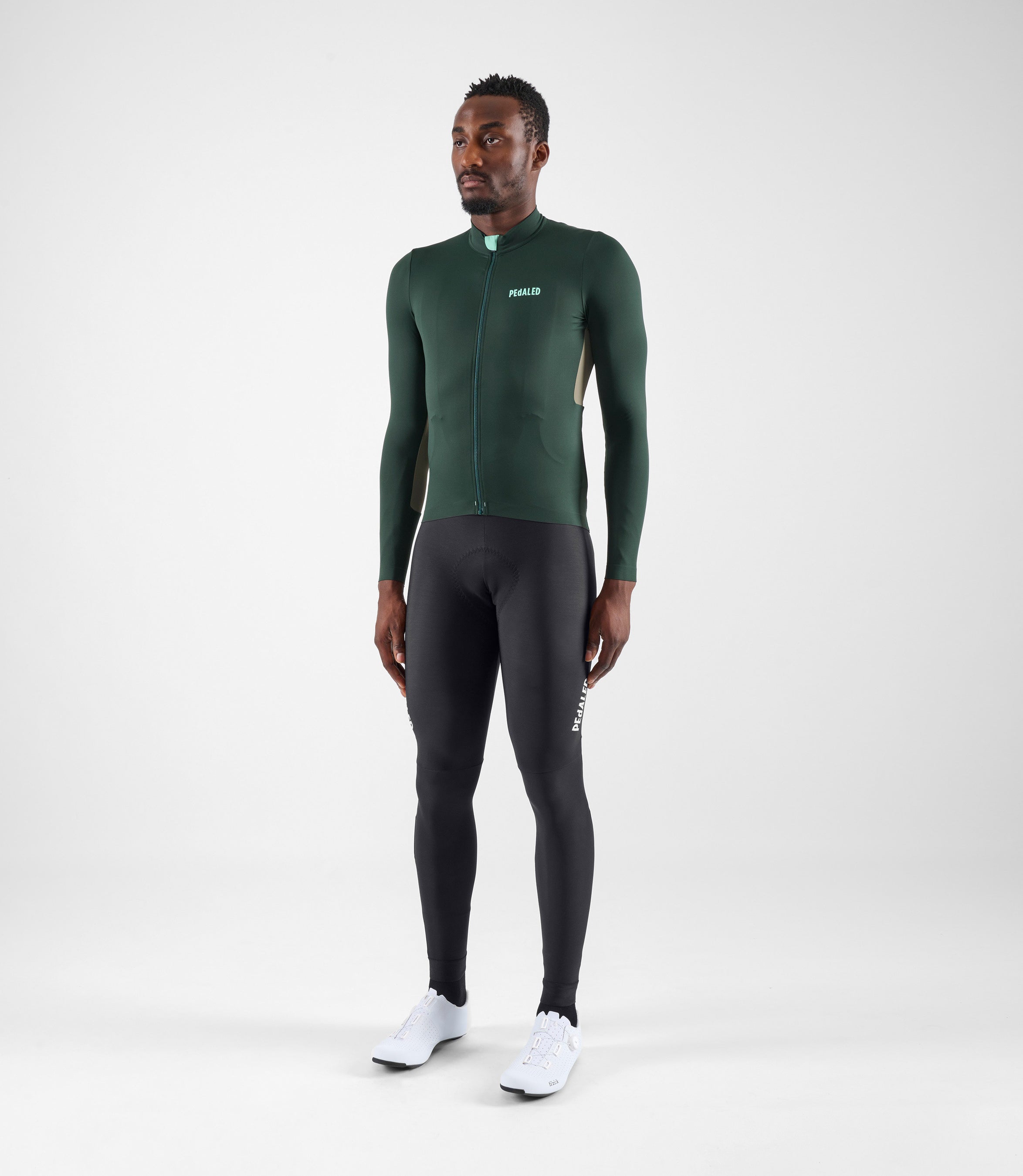 24WJSEL11PE_3_men cycling jersey long sleeve green element total body front pedaled