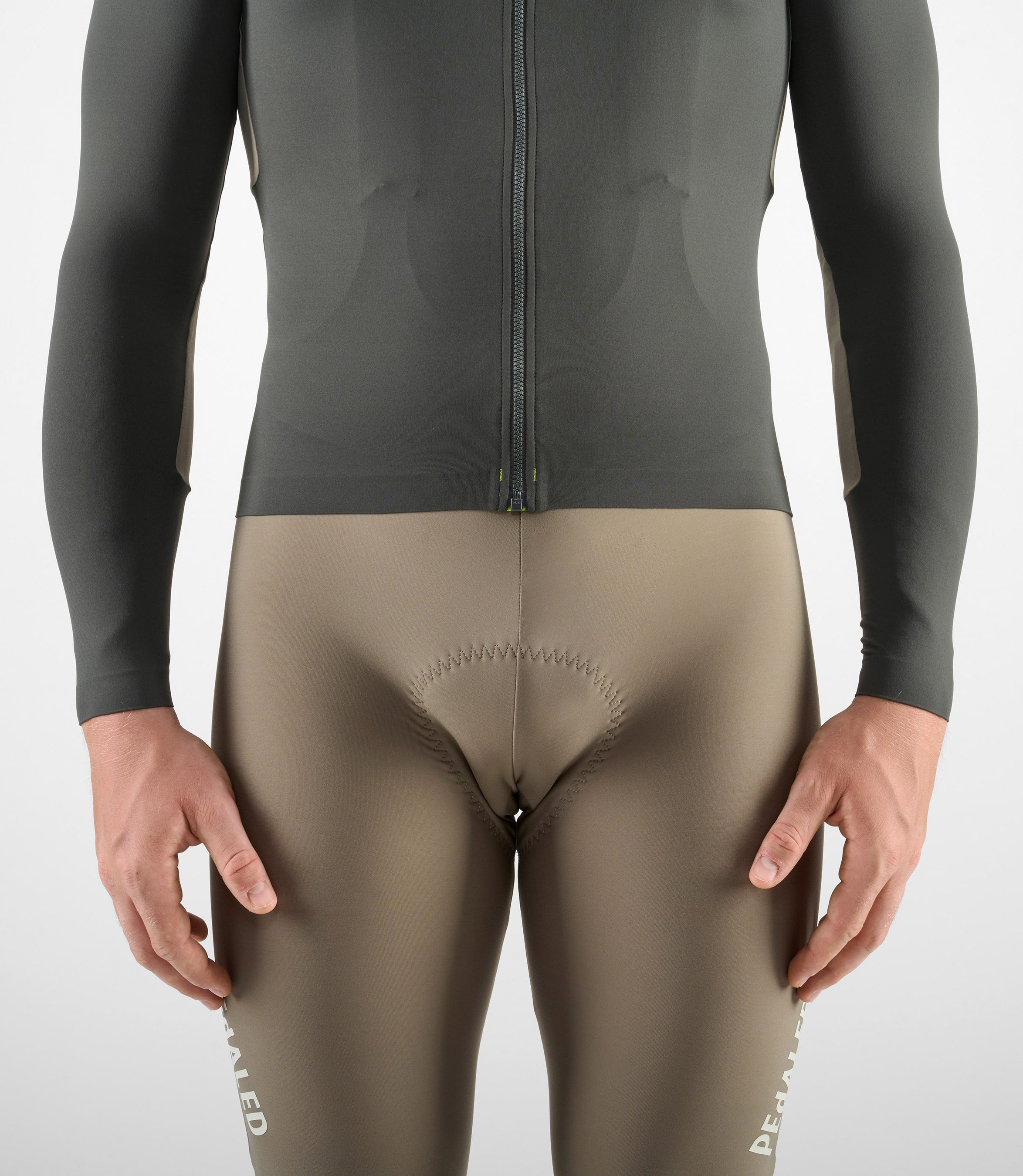 24WJSEL45PE_7_men cycling jersey long sleeve grey element front 2 pedaled