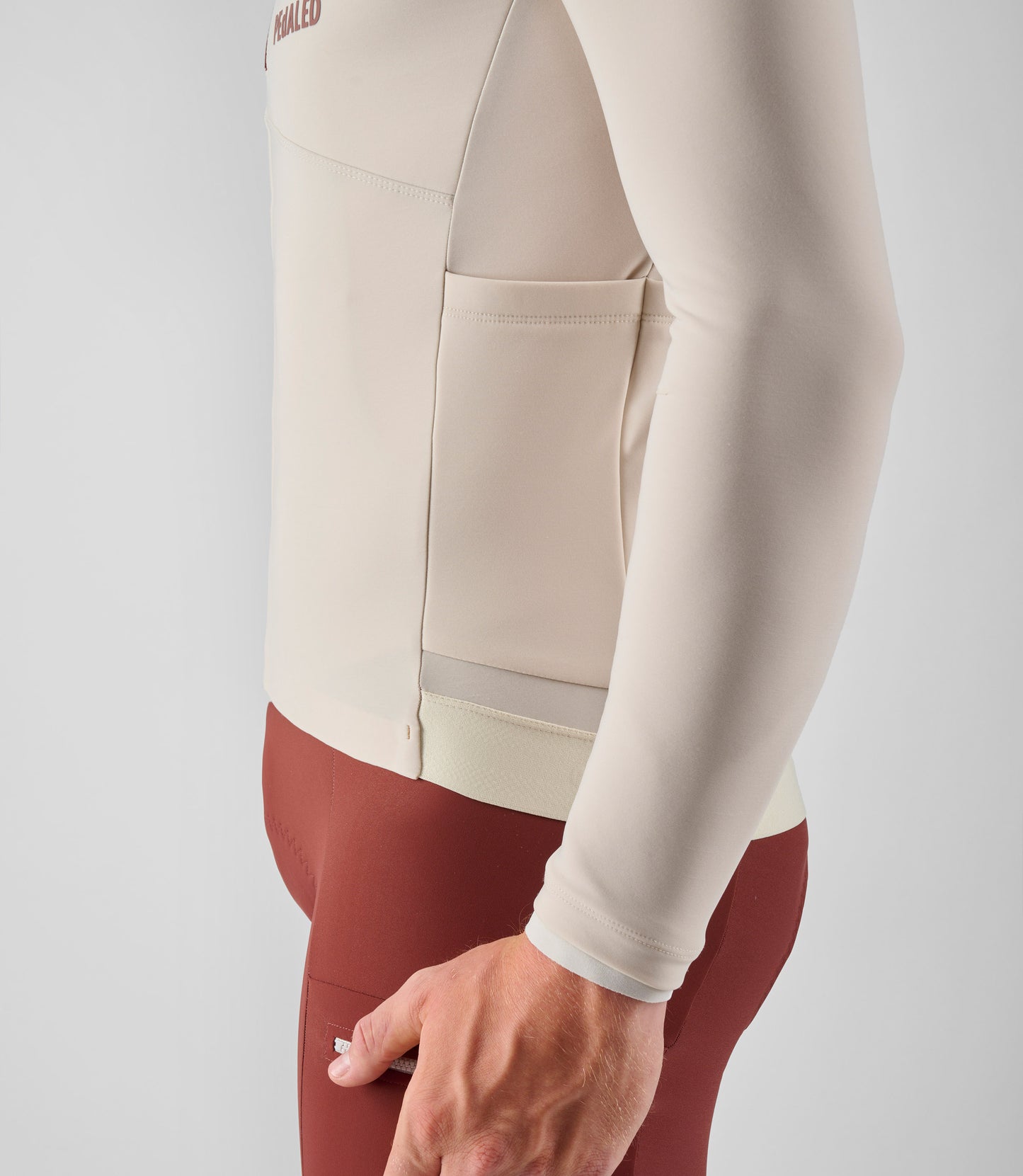 24WJSOD0GPE_8_men cycling jersey cargo long sleeve off white odyssey sleeve pedaled