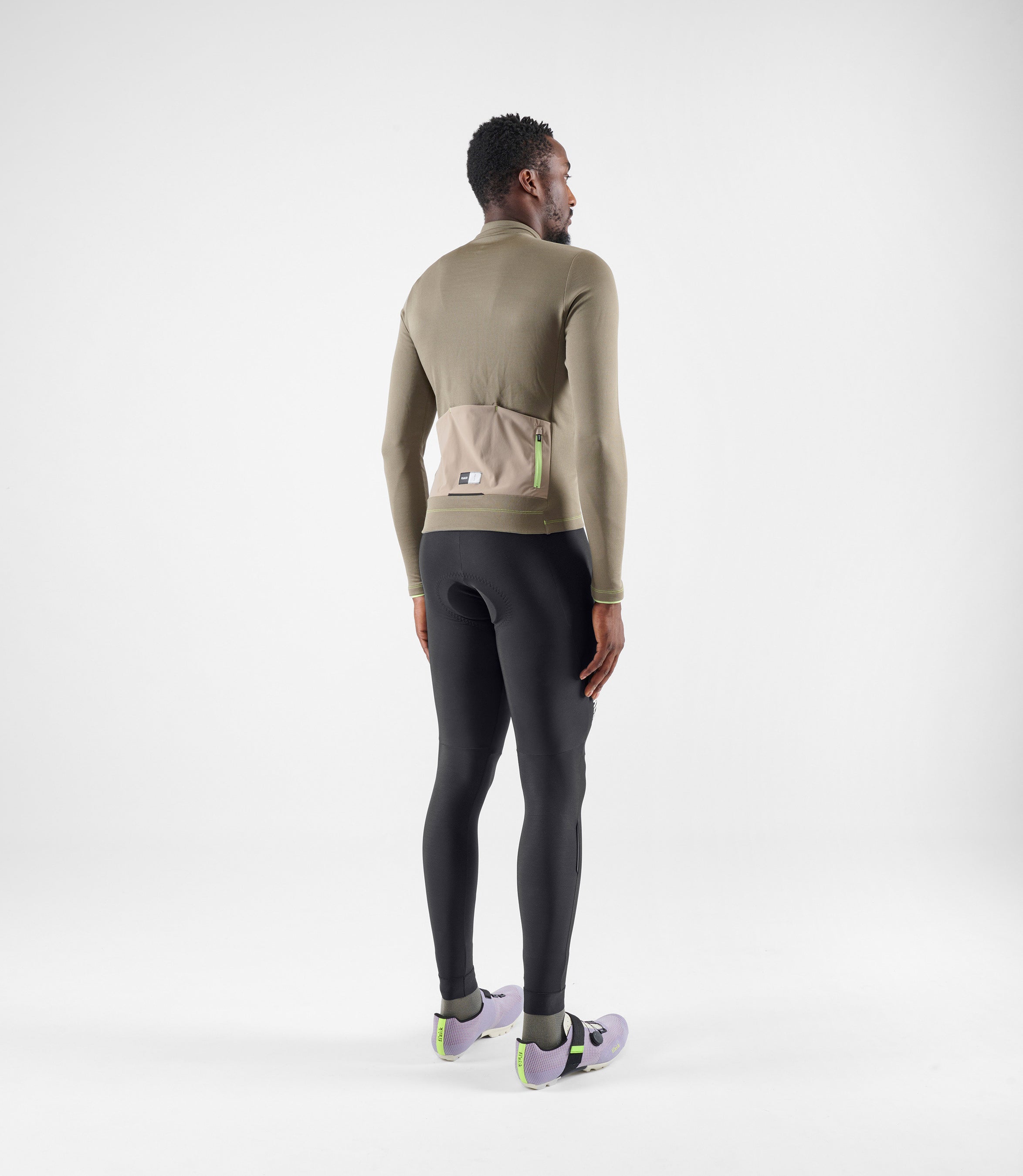 24WMJEL02PE_4_men cycling jersey merino long sleeve grey element total body back pedaled