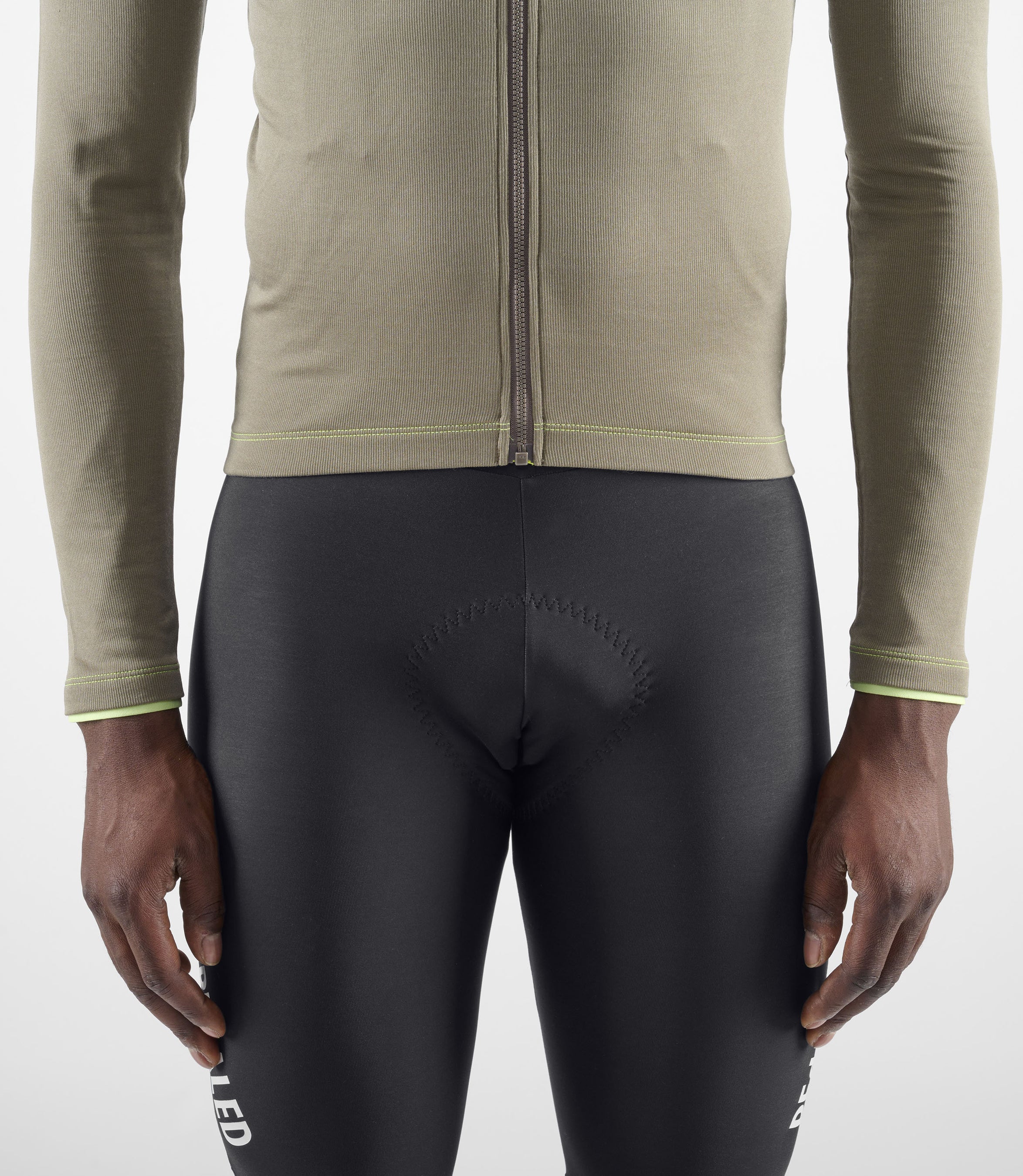 24WMJEL02PE_8_men cycling jersey merino long sleeve grey element front zip pedaled