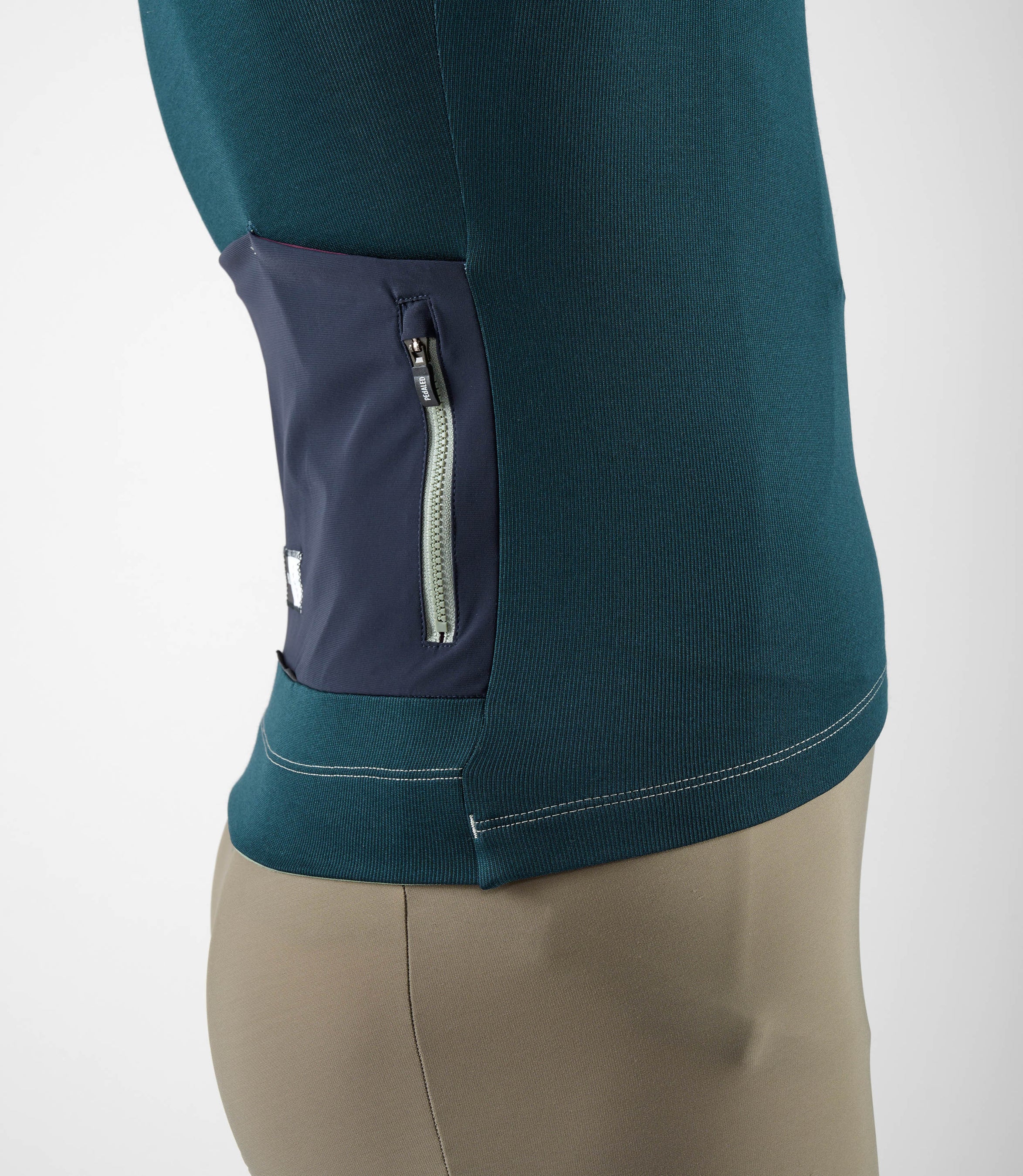24WMJEL05PE_8_men cycling jersey merino long sleeve navy element side pocket pedaled
