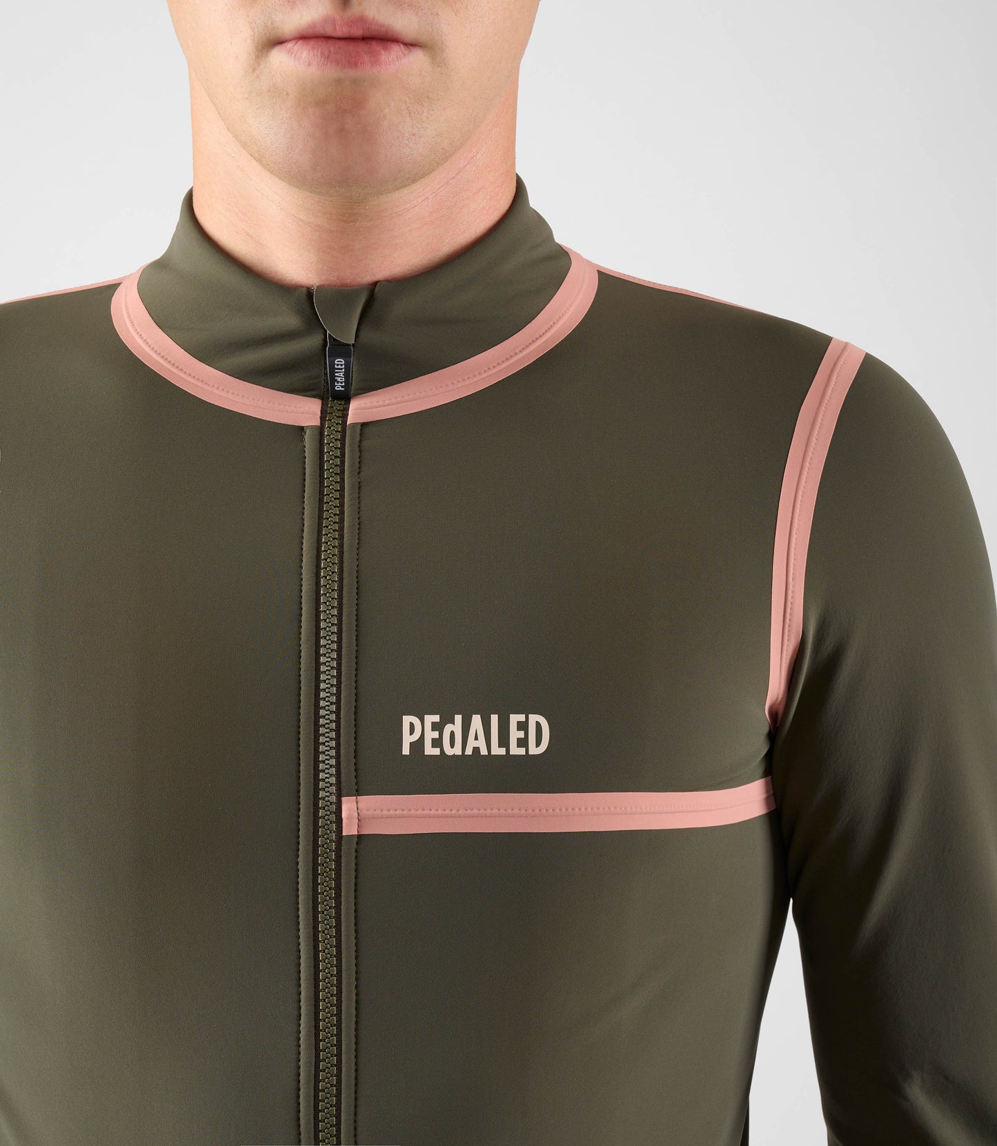 24WWJOD45PE_5_men cycling jacket thermo waterproof black odyssey front zip pedaled