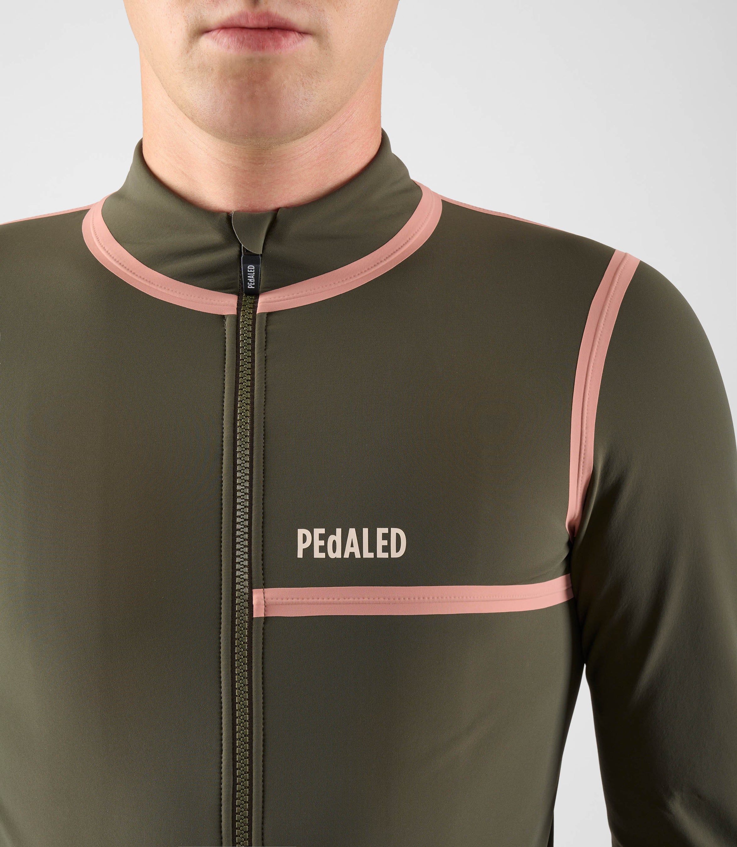 24WWJOD45PE_5_men cycling jacket thermo waterproof black odyssey front zip pedaled