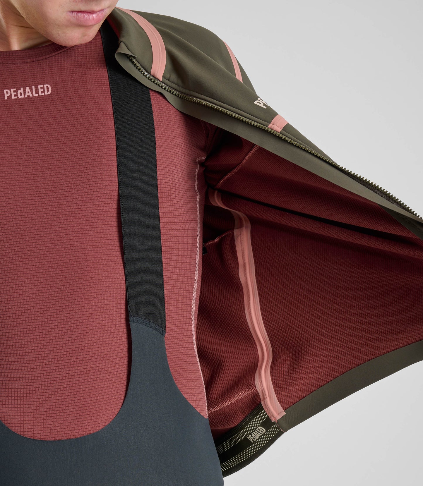 24WWJOD45PE_6_men cycling jacket thermo waterproof black odyssey front open pedaled