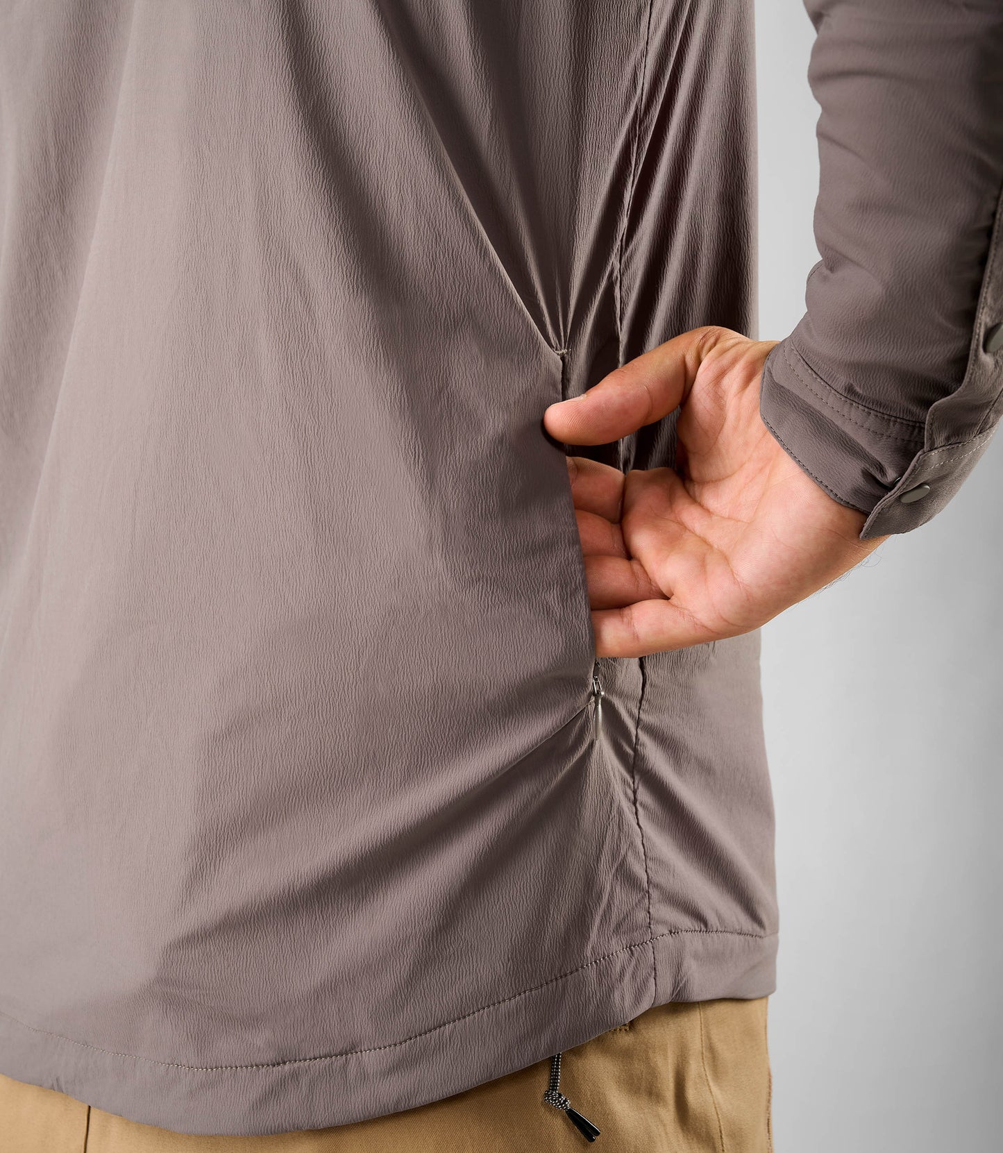 25WSHLI02PE_11_urban insulated shirts grey lifewear back pocket pedaled