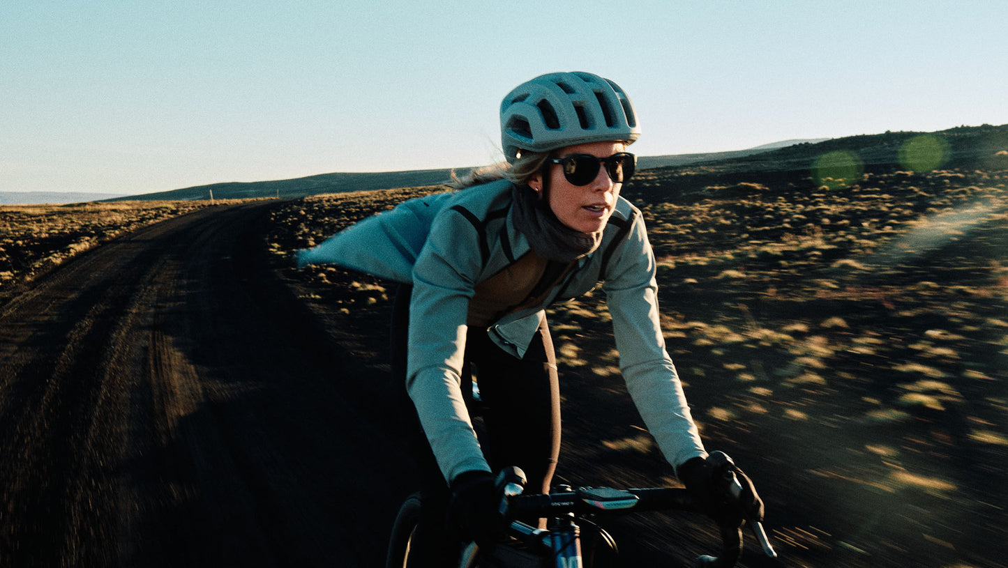 W3WWJOD77PE_3_women cycling waterproof jacket odyssey adventure pedaled 1