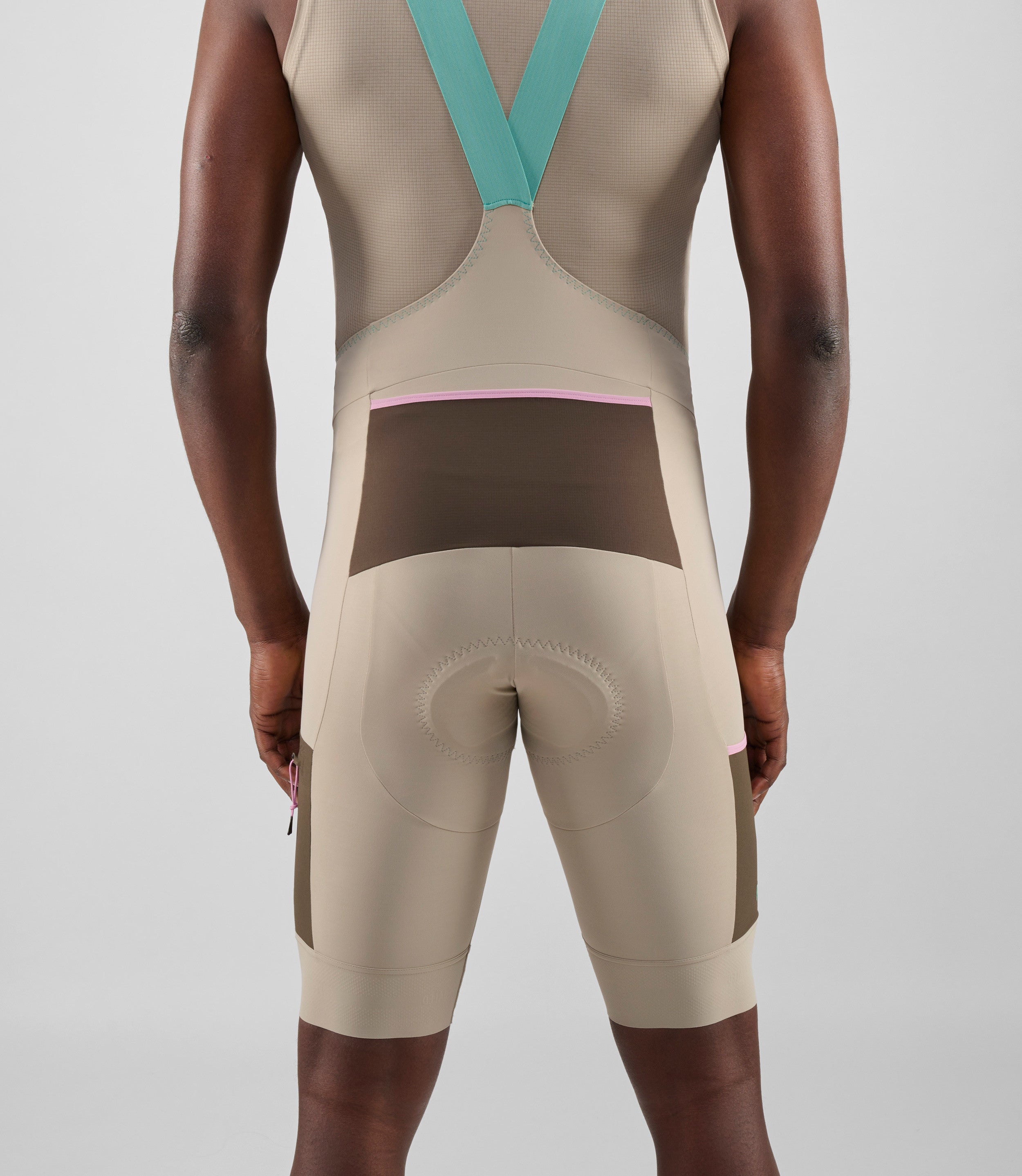 Cycling shorts with pocket outlet