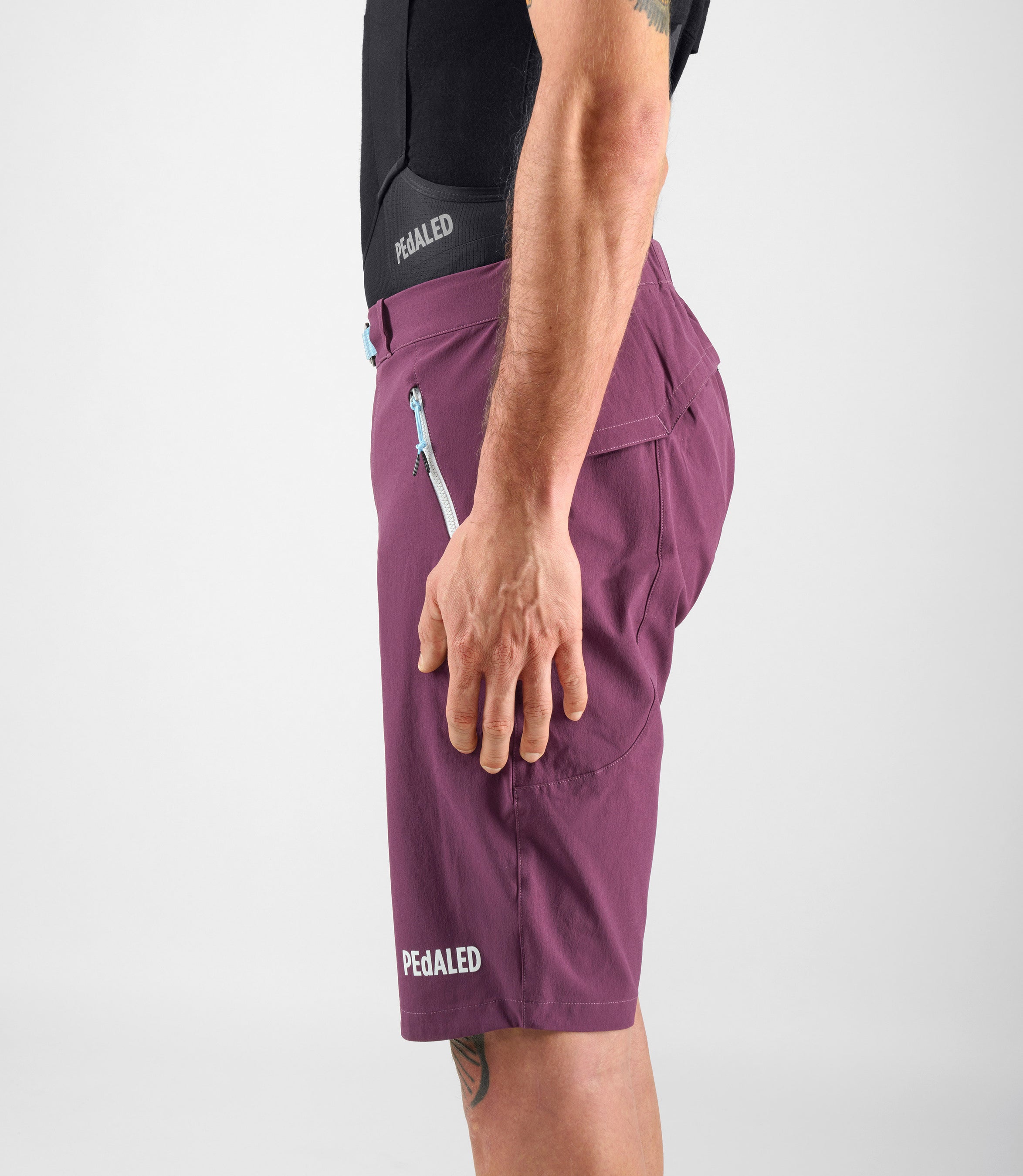 24SSHYA10PE_8_men cycling shorts purple yama side left pedaled