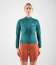 W4SJKEL18PE_3_women cycling windproof jacket light teal element total body front pedale