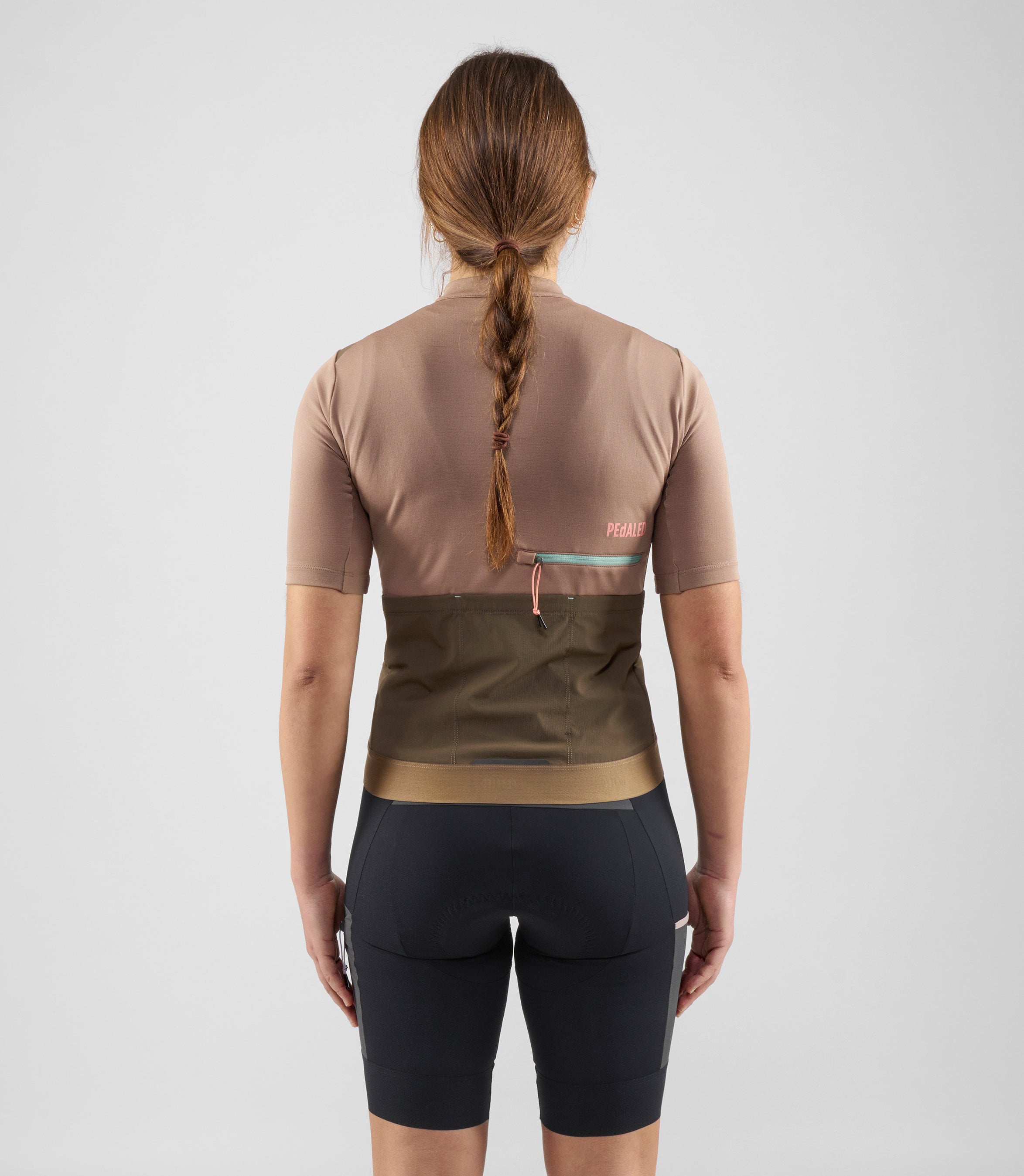 W4SMJOD14PE_4_women cycling merino jersey brown odyssey total body back pedaled